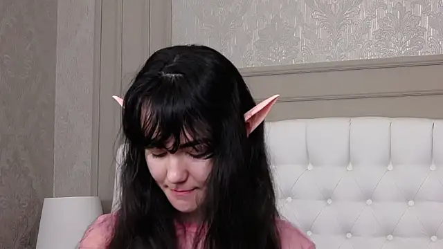 Little  Iris online show from 03-09-25, 04:27