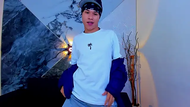 anyelo waller online show from 12-31-24, 12:21