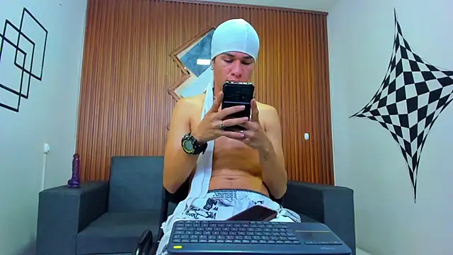 anyelo waller online show from 01-23-25, 02:39