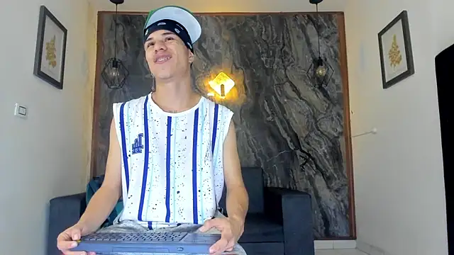 anyelo waller online show from 02-22-25, 02:30