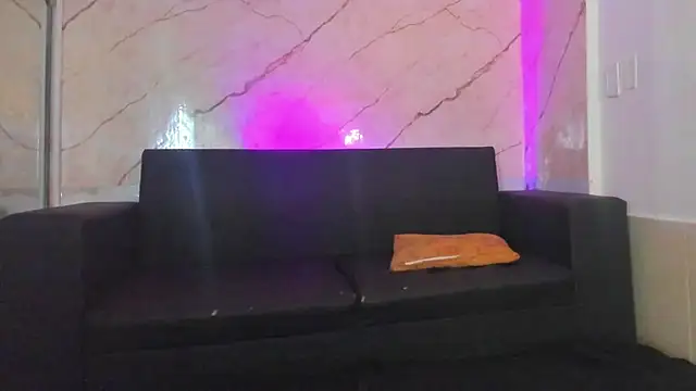 anyelo waller online show from 10-14-25, 11:55