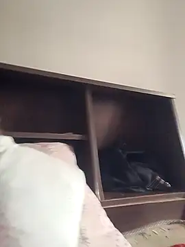 Reinadosk online show from 11-11-25, 02:06