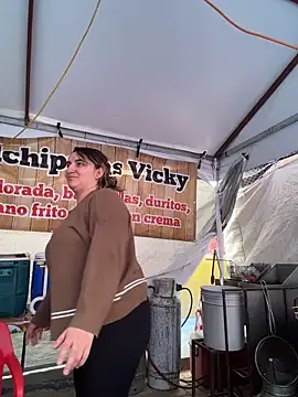 mamifresita online show from 12-17-25, 10:16