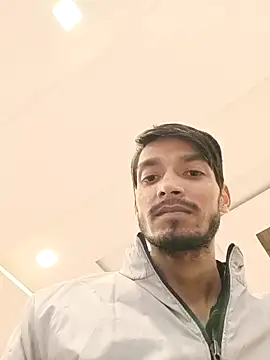 Snapshot of Tarun_0026 chatting on 11-25-25, 11:43 Tarun 0026 online show from 11-25-25, 11:43