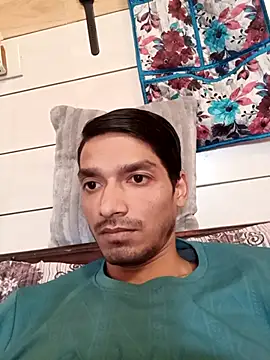 Snapshot of Tarun_0026 chatting on 12-01-25, 06:40 Tarun 0026 online show from 12-01-25, 06:40