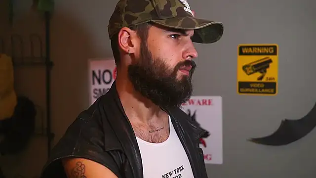 HairyRobxxx online show from 11-30-25, 04:11