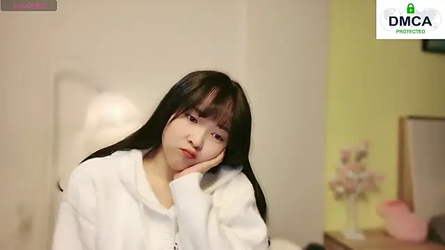 Chenjing0 online show from 01-12-25, 08:04