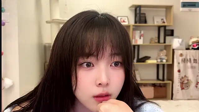 Snapshot of Chenjing0 chatting on 10-30-25, 01:01 Chenjing0 online show from 10-30-25, 01:01