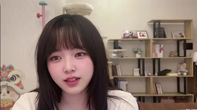 Snapshot of Chenjing0 chatting on 11-06-25, 01:01 Chenjing0 online show from 11-06-25, 01:01