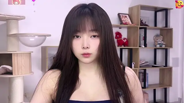 Chenjing0 online show from 06-13-26, 12:14