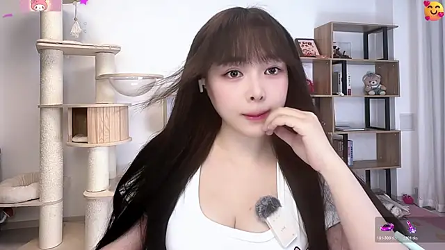 Chenjing0 online show from 07-16-26, 12:22