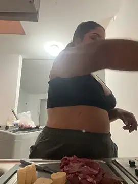 Scarlet lace online show from 12-13-25, 10:48