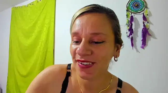 sofi saliva2511 online show from 02-04-25, 06:06