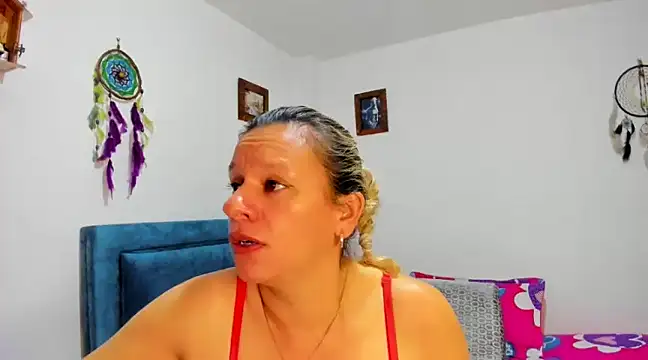 sofi saliva2511 online show from 03-08-25, 03:35