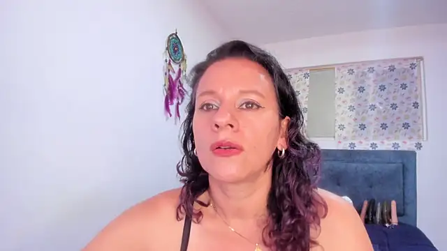 Snapshot of sofi_saliva2511 chatting on 05-09-26, 06:35 sofi saliva2511 online show from 05-09-26, 06:35