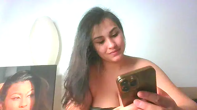 Snapshot of TheTopSecret chatting on 10-23-25, 06:13 TheTopSecret online show from 10-23-25, 06:13