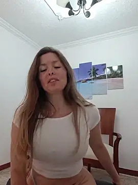 Snapshot of karina_warthon chatting on 06-11-26, 05:33 karina warthon online show from 06-11-26, 05:33