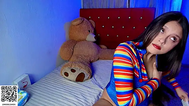 katy handerson online show from 10-30-25, 03:02