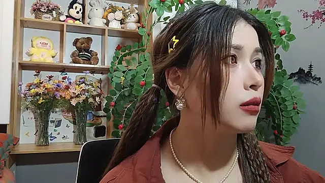 Snapshot of Lucky-xiuxiu chatting on 02-17-25, 01:58 Lucky-xiuxiu online show from 02-17-25, 01:58