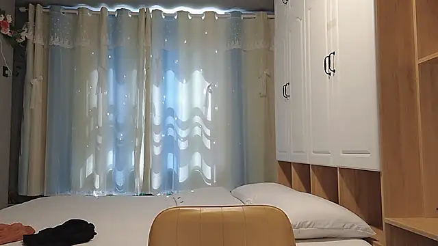 Snapshot of Lucky-xiuxiu chatting on 03-20-25, 03:13 Lucky-xiuxiu online show from 03-20-25, 03:13