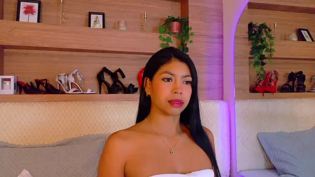 AbieHills online show from 11-30-25, 12:42