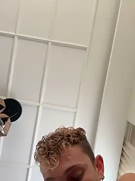 Snapshot of verici34 chatting on 01-17-26, 09:25 verici34 online show from 01-17-26, 09:25