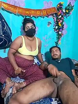 Snapshot of SEXY-CHAHAT chatting on 02-10-25, 02:37 SEXY-CHAHAT online show from 02-10-25, 02:37