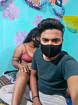 Snapshot of SEXY-CHAHAT chatting on 03-18-25, 03:53 SEXY-CHAHAT online show from 03-18-25, 03:53