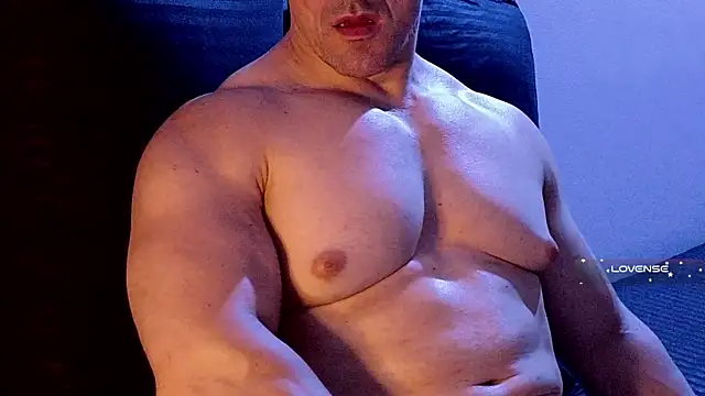 Snapshot of life_warrior chatting on 01-26-25, 01:52 life warrior online show from 01-26-25, 01:52