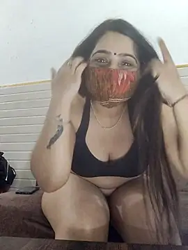 Snapshot of shreya1765 chatting on 02-18-25, 11:22 shreya1765 online show from 02-18-25, 11:22