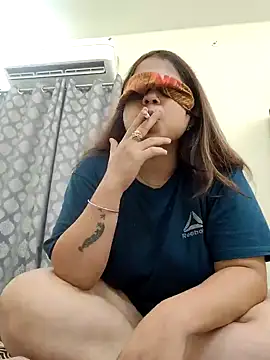 Snapshot of shreya1765 chatting on 09-13-25, 03:06 shreya1765 online show from 09-13-25, 03:06