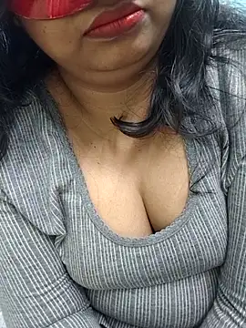  MilkyBar online show from 12-02-25, 04:24