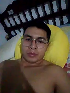 Snapshot of RODRI_POLLADURA chatting on 01-18-25, 02:36 RODRI POLLADURA online show from 01-18-25, 02:36