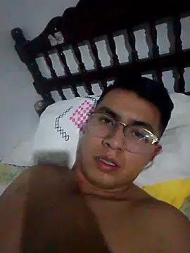 Snapshot of RODRI_POLLADURA chatting on 02-19-25, 02:55 RODRI POLLADURA online show from 02-19-25, 02:55
