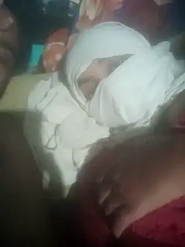 YourHotRandi online show from 01-06-25, 05:59