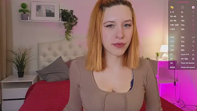 Mikka Blush online show from 02-26-25, 09:37