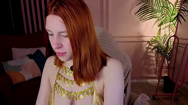 Mikka Blush online show from 10-09-25, 09:24