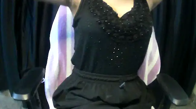 Snapshot of hot-niti chatting on 02-13-25, 02:09 hot-niti online show from 02-13-25, 02:09