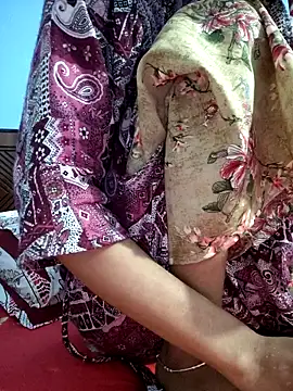 Snapshot of 124pakhi chatting on 09-17-25, 05:31 124pakhi online show from 09-17-25, 05:31