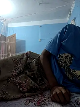 Snapshot of 124pakhi chatting on 10-11-25, 06:23 124pakhi online show from 10-11-25, 06:23