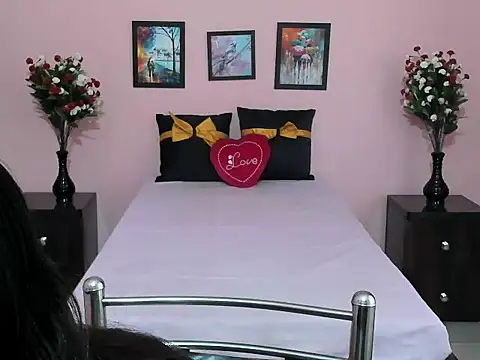 Melis Sandra online show from 02-20-25, 03:45