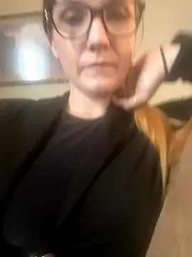 Snapshot of Kitty_DaCocks chatting on 10-02-25, 08:38 Kitty DaCocks online show from 10-02-25, 08:38