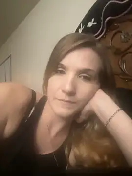 Snapshot of Kitty_DaCocks chatting on 10-31-25, 02:01 Kitty DaCocks online show from 10-31-25, 02:01