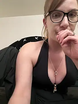 Kitty DaCocks online show from 12-02-25, 11:23