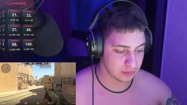 Snapshot of niklix1 chatting on 01-04-25, 07:13 niklix1 online show from 01-04-25, 07:13