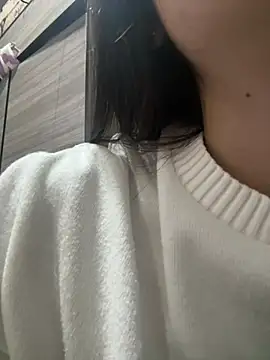 Maddy Jones online show from 02-22-25, 06:19