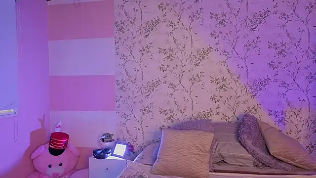 Charlotte  Miller online show from 04-04-26, 11:29