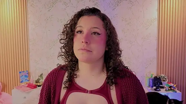 Snapshot of Charlotte__Miller chatting on 07-11-26, 11:35 Charlotte Miller online show from 07-11-26, 11:35