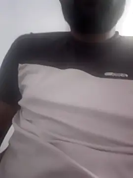 Snapshot of akshaybaroda chatting on 11-30-25, 07:23 akshaybaroda online show from 11-30-25, 07:23