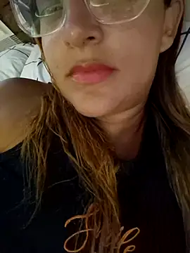 AliceRuivinha2 online show from 02-24-25, 09:09